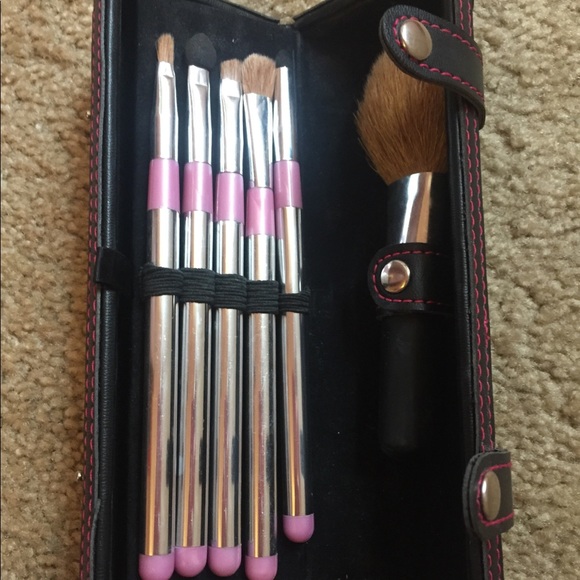 Other - Makeup Brush Set